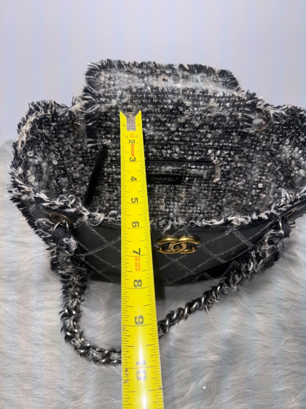 Chanel Large Tweedy Tote Bag~EUC - Picture 15 of 16